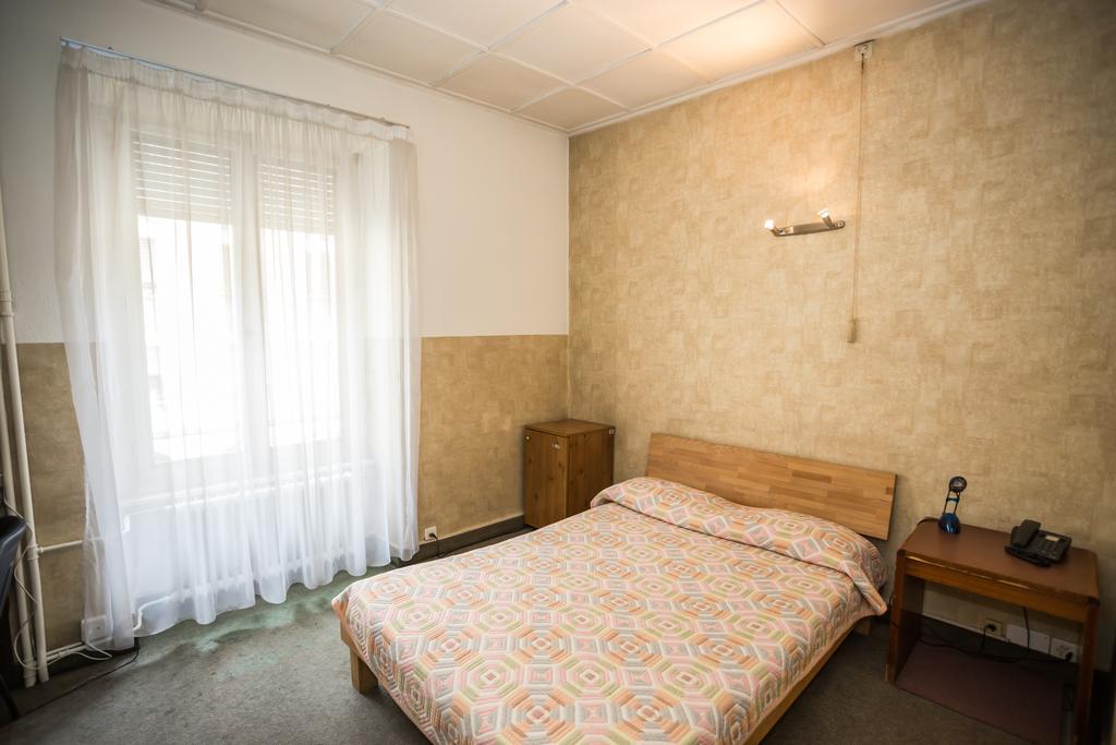 Hotel Moderne Geneva Bagian luar foto