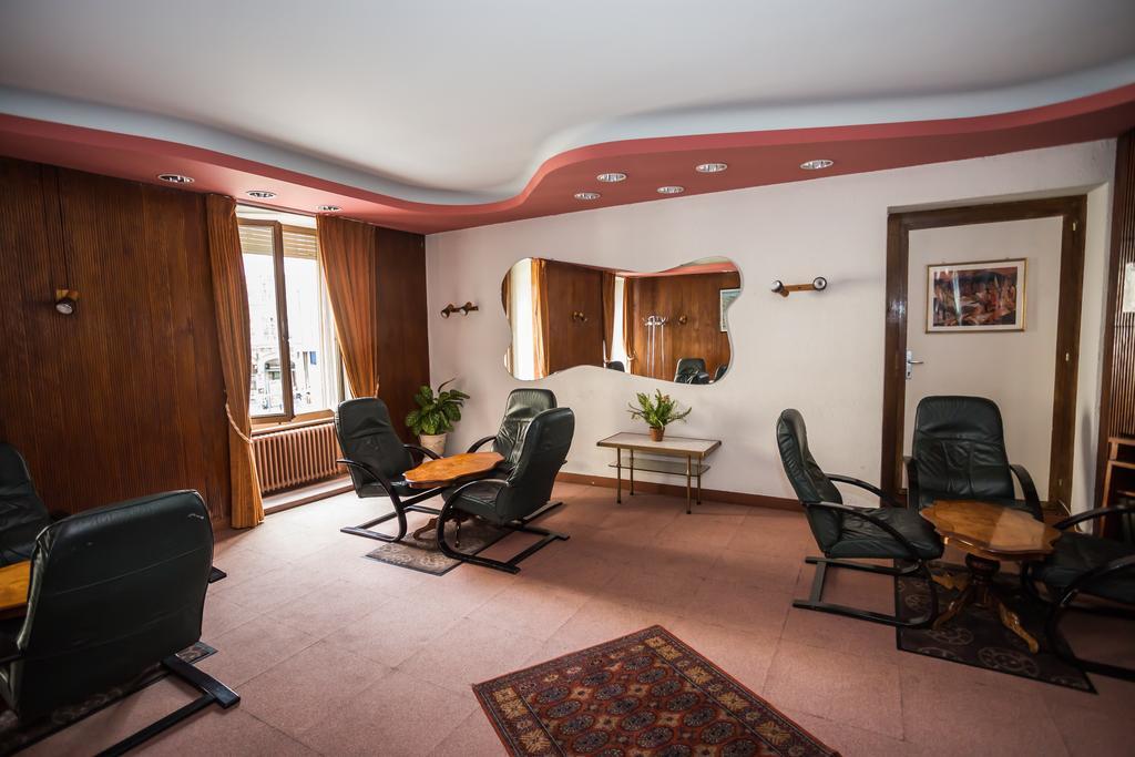 Hotel Moderne Geneva Bagian luar foto